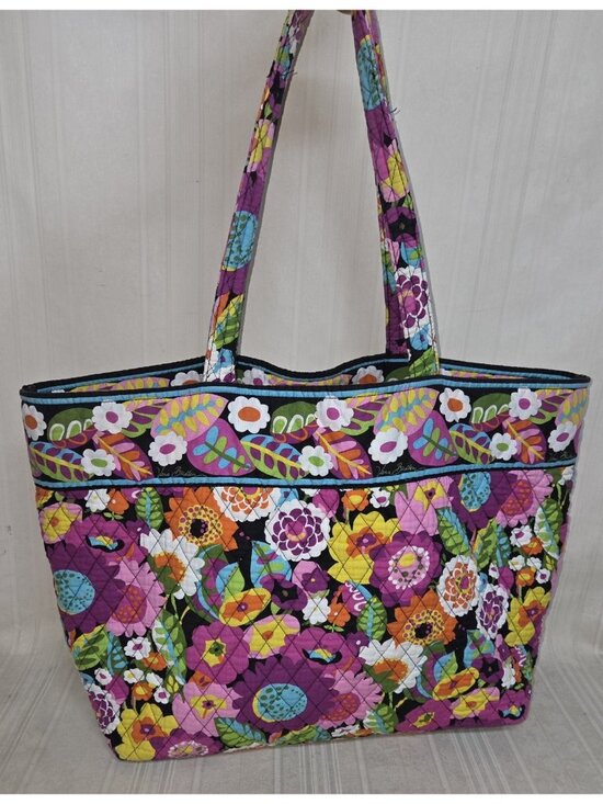 Vera Bradley Handbags - Vera Bradley Va Va Bloom Floral Large Tote Bag Purse Flowers Quilted Retired